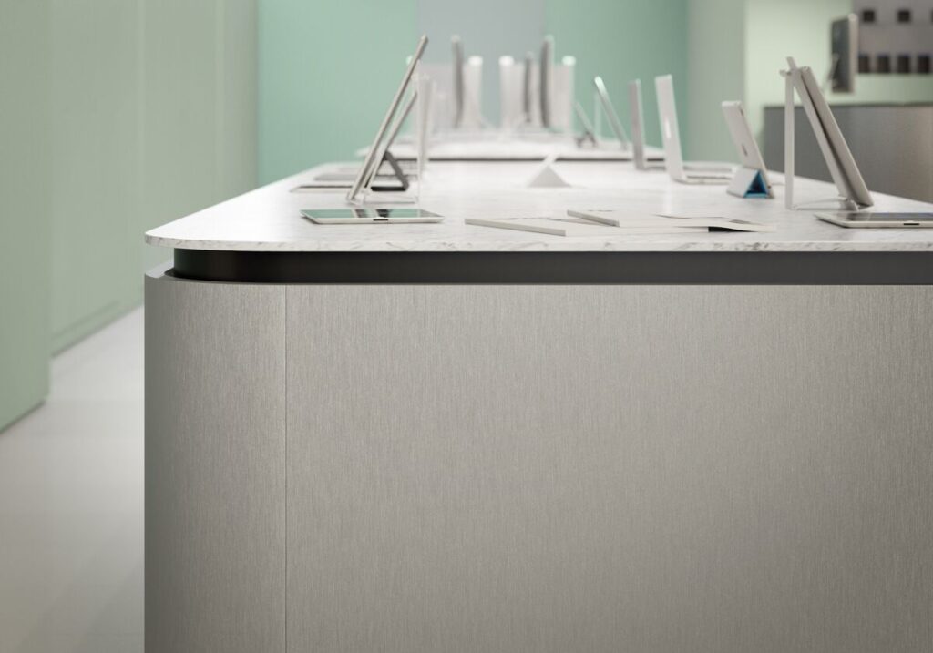 Medium Pur Metal T113 Retail Cameo 2