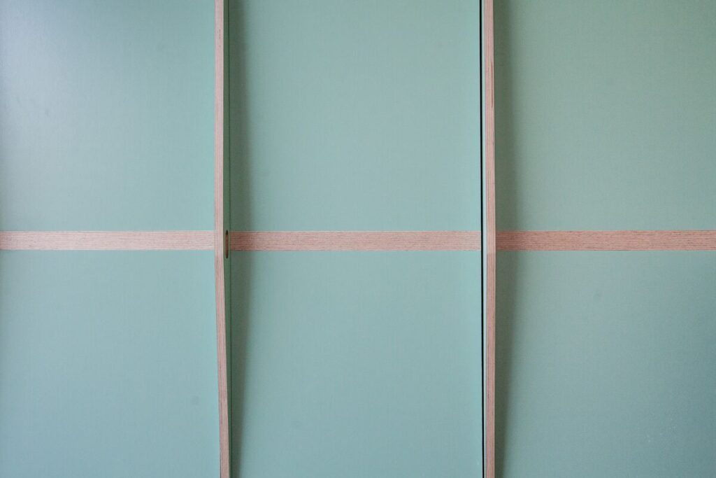 Medium Multifunctional space by Atelier Gee Vert de Gris V106 FA 8